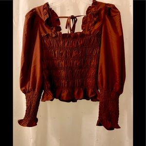 SALE SALE 🎉🎉Beautiful shirred top like new in a copper burnt orange color🎉